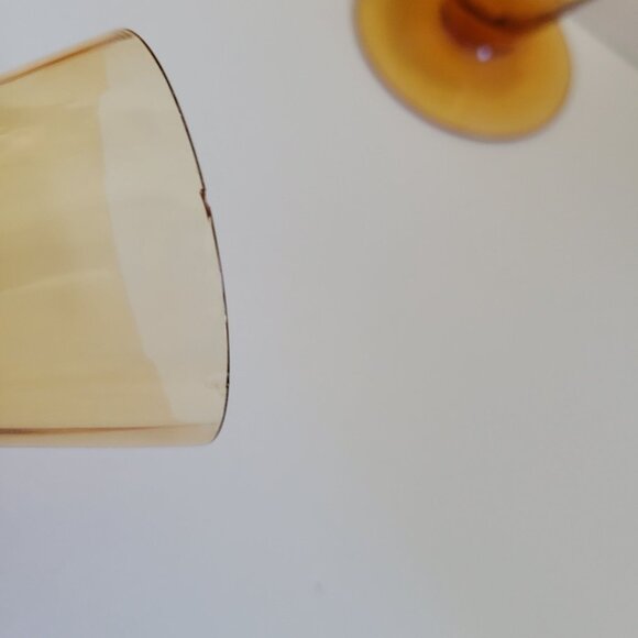 Vintage Amber Glassware Set Of 4 Mid-Century Modern Elegant Cone Shape Home & Di - Picture 6 of 8